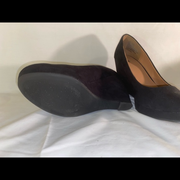 Apt 9 Black Suede Wedges - Picture 3 of 4
